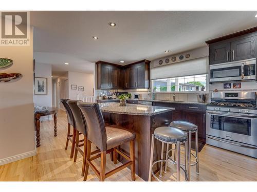 1401 37 Avenue, Vernon, BC - Indoor