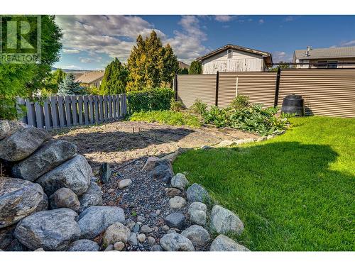 1401 37 Avenue, Vernon, BC - Outdoor