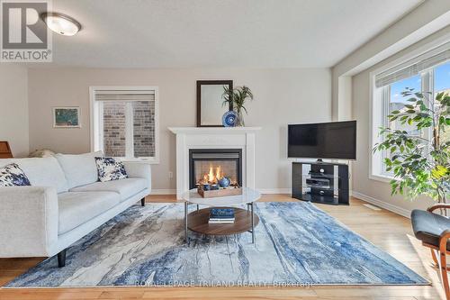 2901 Biddulph Street, London, ON - Indoor Photo Showing Living Room With Fireplace