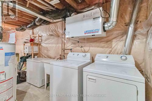 2901 Biddulph Street, London, ON - Indoor Photo Showing Laundry Room