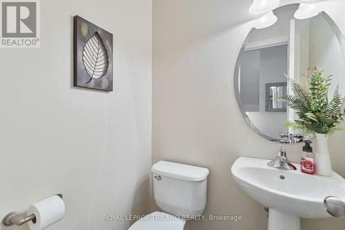 2901 Biddulph Street, London, ON - Indoor Photo Showing Bathroom