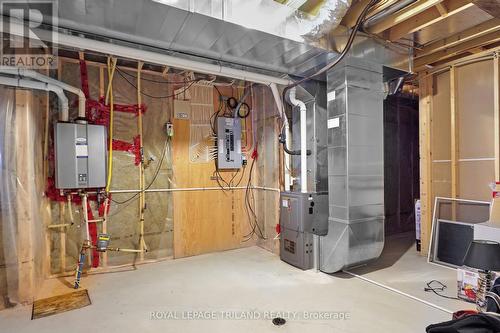 4076 Sugarmaple, London, ON - Indoor Photo Showing Basement