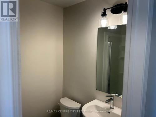 2561 Meadowland Way, London, ON - Indoor Photo Showing Bathroom