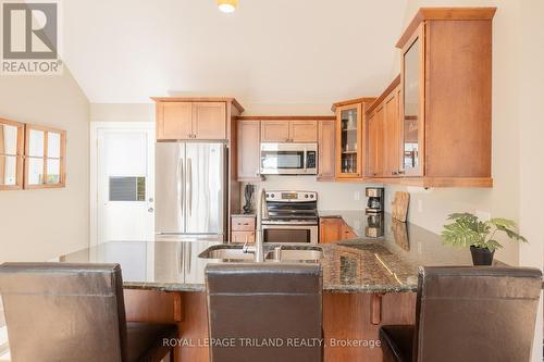 71888 Sunview Avenue, Bluewater (Hay Twp), ON - Indoor Photo Showing Kitchen With Double Sink