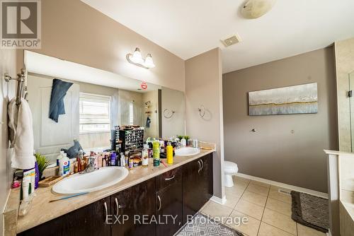 14 Decourcy-Ireland Circle, Ajax (Northeast Ajax), ON - Indoor Photo Showing Bathroom