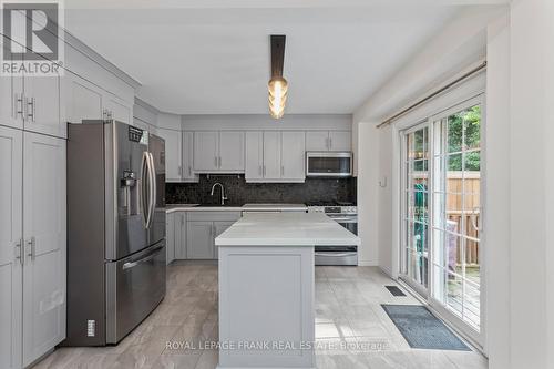 101 Yorkville Drive, Clarington (Courtice), ON - Indoor Photo Showing Kitchen