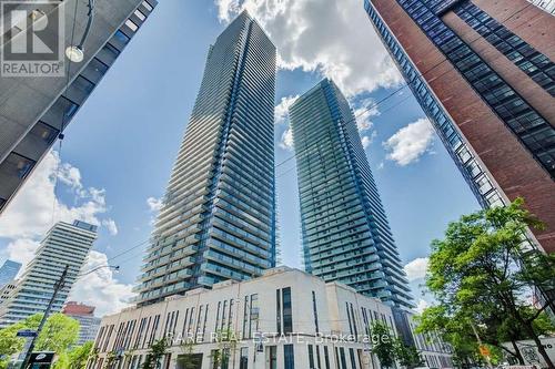 3101 - 1080 Bay Street, Toronto, ON - Outdoor With Facade