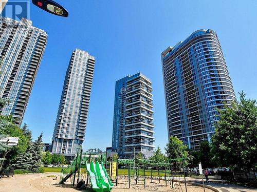 3009 - 225 Village Green Square, Toronto (Agincourt South-Malvern West), ON - Outdoor With Facade