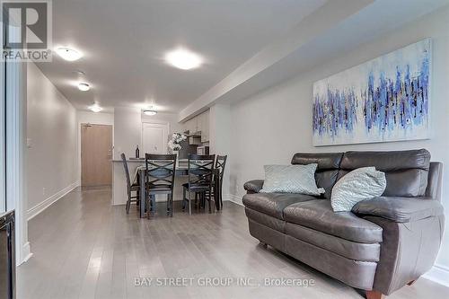 303 - 32 Clegg Road, Markham (Unionville), ON - Indoor Photo Showing Other Room