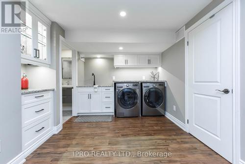 1139 Leewood Drive, Oakville, ON - Indoor Photo Showing Laundry Room