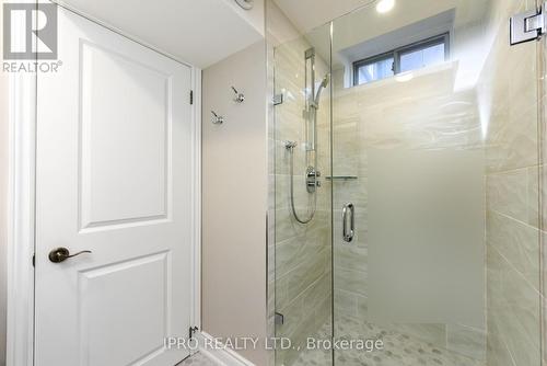 1139 Leewood Drive, Oakville (Glen Abbey), ON - Indoor Photo Showing Bathroom