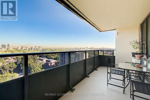 1614 - 15 La Rose Avenue, Toronto (Humber Heights), ON - Outdoor With View With Exterior