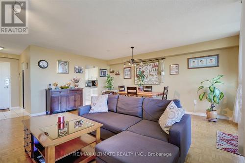 1614 - 15 La Rose Avenue, Toronto (Humber Heights), ON - Indoor Photo Showing Living Room