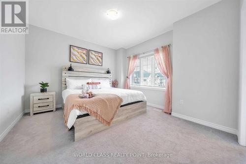 14 Loomis Road, Brampton, ON - Indoor Photo Showing Bedroom