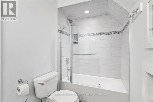 199 Penn Drive, Burlington (Roseland), ON - Indoor Photo Showing Bathroom