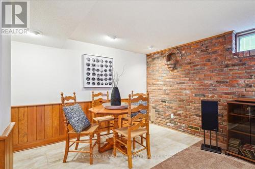 199 Penn Drive, Burlington (Roseland), ON - Indoor Photo Showing Dining Room