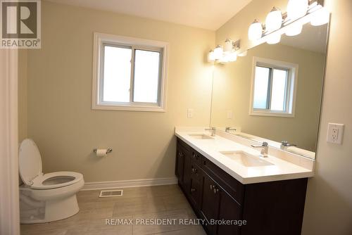 7 Berkshire Drive, St. Catharines, ON - Indoor Photo Showing Bathroom