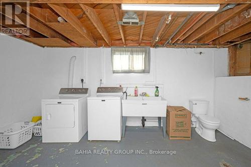 51 Robroy Avenue, Hamilton (Corman), ON - Indoor Photo Showing Laundry Room