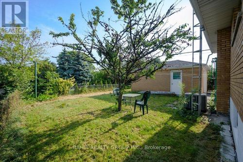 51 Robroy Avenue, Hamilton (Corman), ON - Outdoor