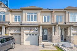 39 BAYONNE DRIVE  Hamilton (Stoney Creek Mountain), ON L8J 0L2