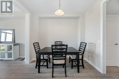 39 Bayonne Drive, Hamilton (Stoney Creek Mountain), ON - Indoor Photo Showing Dining Room