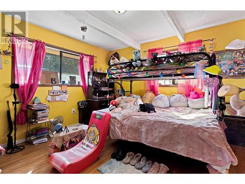 2909 Cedar Drive, Blind Bay, BC - Indoor Photo Showing Bedroom