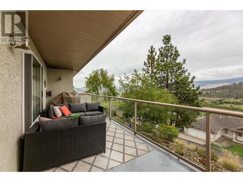 2325 Silver Place Unit# 20, Kelowna, BC - Outdoor With Exterior