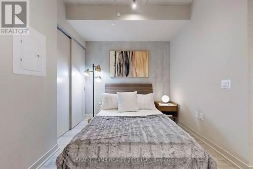 307 - 195 Mccaul Street, Toronto (Kensington-Chinatown), ON - Indoor Photo Showing Bedroom