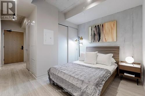 307 - 195 Mccaul Street, Toronto (Kensington-Chinatown), ON - Indoor Photo Showing Bedroom