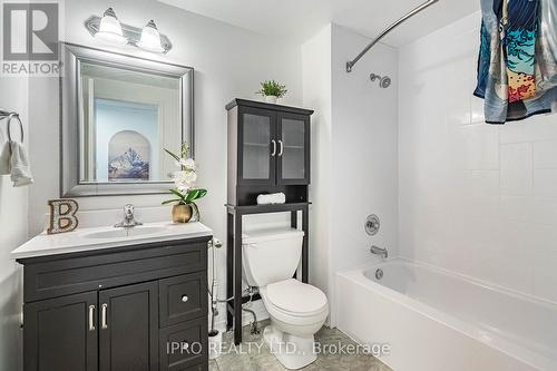 57 Bushford Street, Clarington (Courtice), ON - Indoor Photo Showing Bathroom