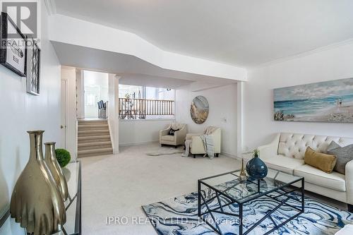 57 Bushford Street, Clarington (Courtice), ON - Indoor Photo Showing Living Room