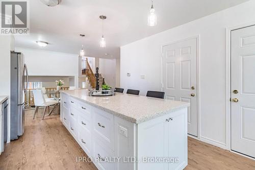 57 Bushford Street, Clarington (Courtice), ON - Indoor Photo Showing Kitchen With Upgraded Kitchen