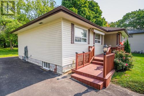 109 Queen Street, Whitby (Brooklin), ON - Outdoor With Deck Patio Veranda With Exterior