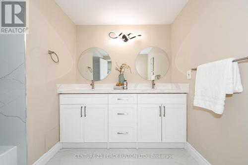 29 Maberley Crescent, Toronto (Rouge), ON - Indoor Photo Showing Bathroom