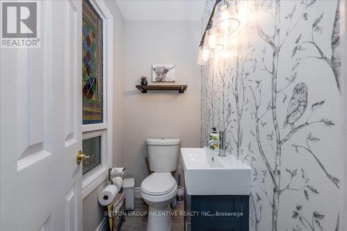 1043 Peter Street West Street W, Oro-Medonte, ON - Indoor Photo Showing Bathroom