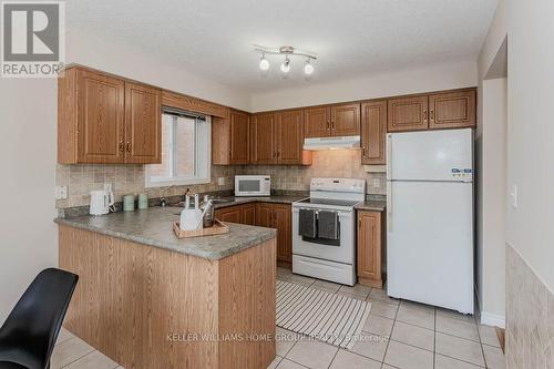 210 Rickson Avenue, Guelph, ON - Indoor Photo Showing Kitchen