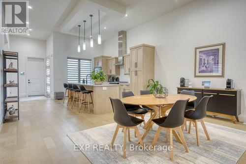 566 Lily Mac Boulevard, Windsor, ON - Indoor Photo Showing Dining Room