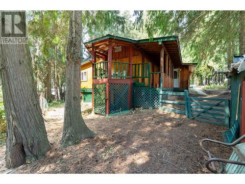 7558 Hudson Road, Salmon Arm, BC - Outdoor With Deck Patio Veranda