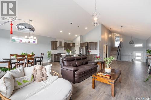 3656 Gee Crescent, Regina, SK - Indoor Photo Showing Living Room