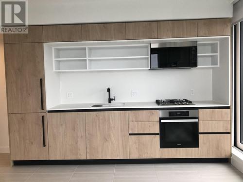 12Xx 5058 Joyce Street, Vancouver, BC - Indoor Photo Showing Kitchen