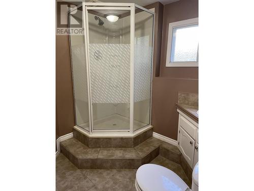 20 Davy Crescent, Kitimat, BC - Indoor Photo Showing Bathroom