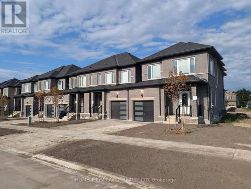 7 Lisa Street, Wasaga Beach, ON - Outdoor With Facade