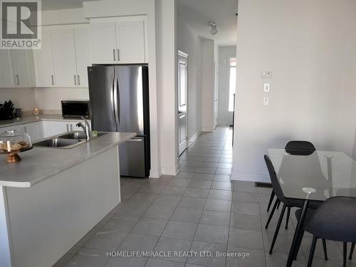 7 Lisa Street, Wasaga Beach, ON - Indoor Photo Showing Kitchen With Stainless Steel Kitchen With Double Sink