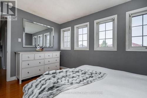 37 Sewells Lane, Brampton, ON - Indoor Photo Showing Bedroom