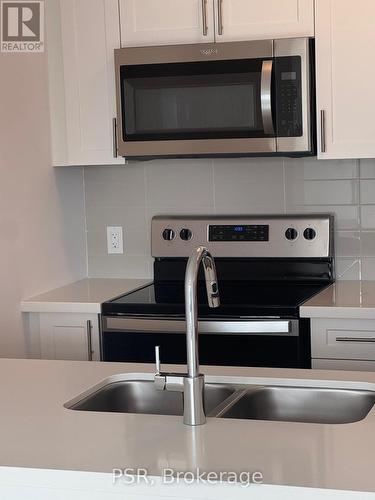 1010 - 470 Dundas Street E, Hamilton, ON - Indoor Photo Showing Kitchen With Double Sink