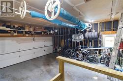 Garage - 