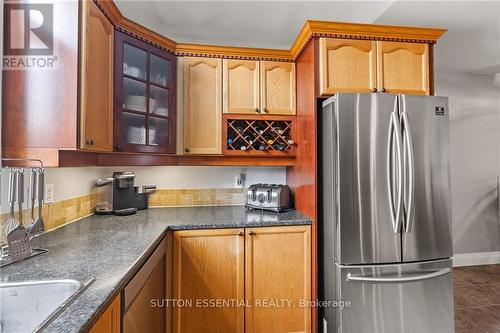 408 Pearl Street W, Brockville, ON - Indoor Photo Showing Kitchen