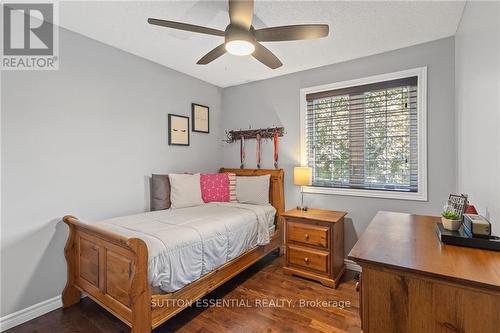 408 Pearl Street W, Brockville, ON - Indoor Photo Showing Bedroom