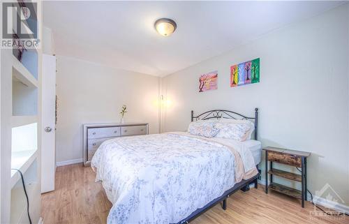 34 Amos Avenue, Waterloo, ON - Indoor Photo Showing Bedroom