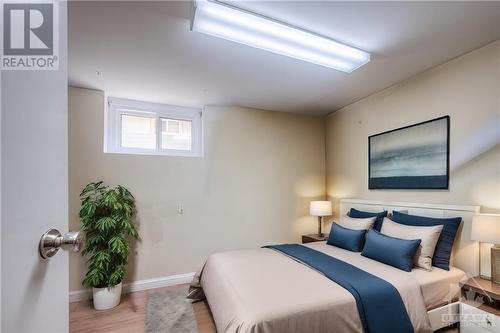 34 Amos Avenue, Waterloo, ON - Indoor Photo Showing Bedroom